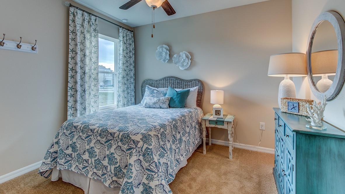 STAR FARMS AT LAKEWOOD RANCH - Residential