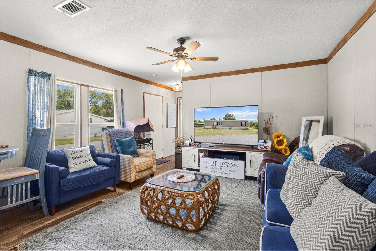 609 S REDBUD TERRACE