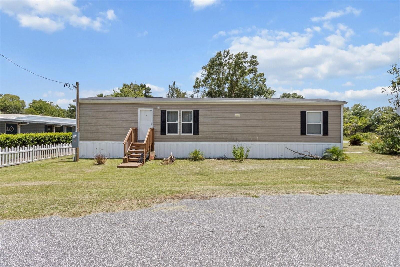 609 S REDBUD TERRACE