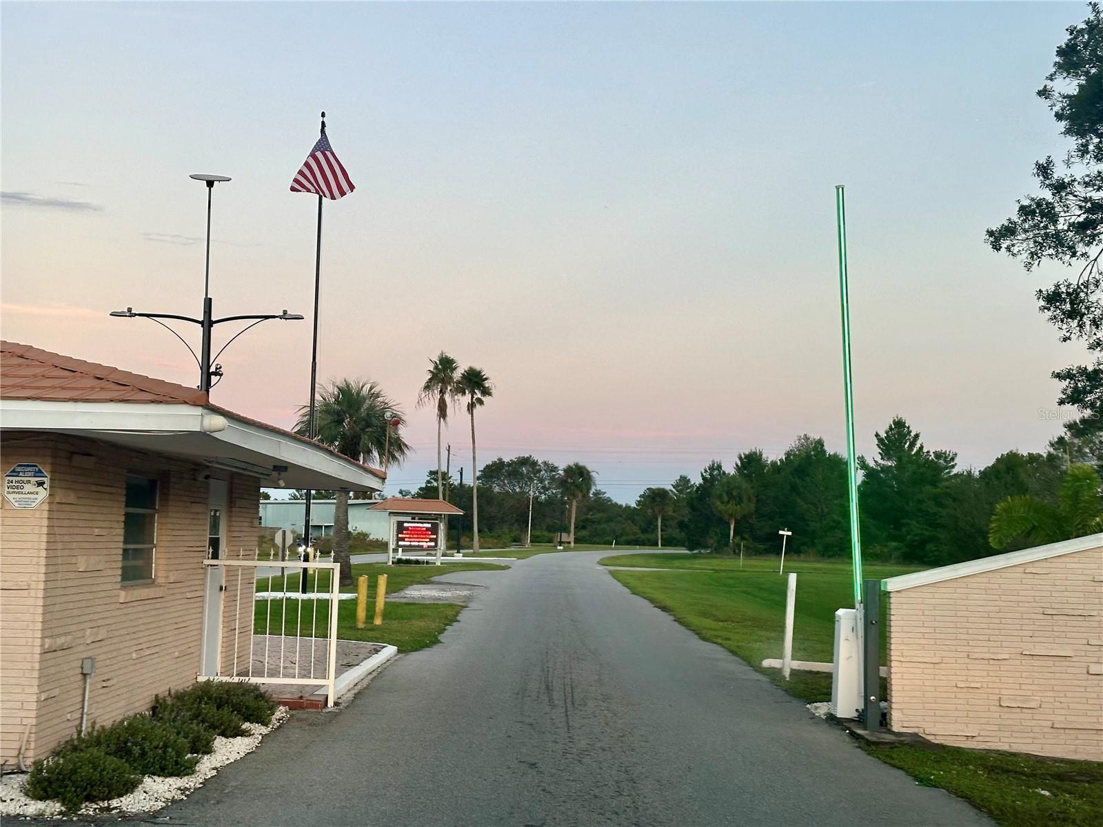 INDIAN LAKE ESTATES - Land