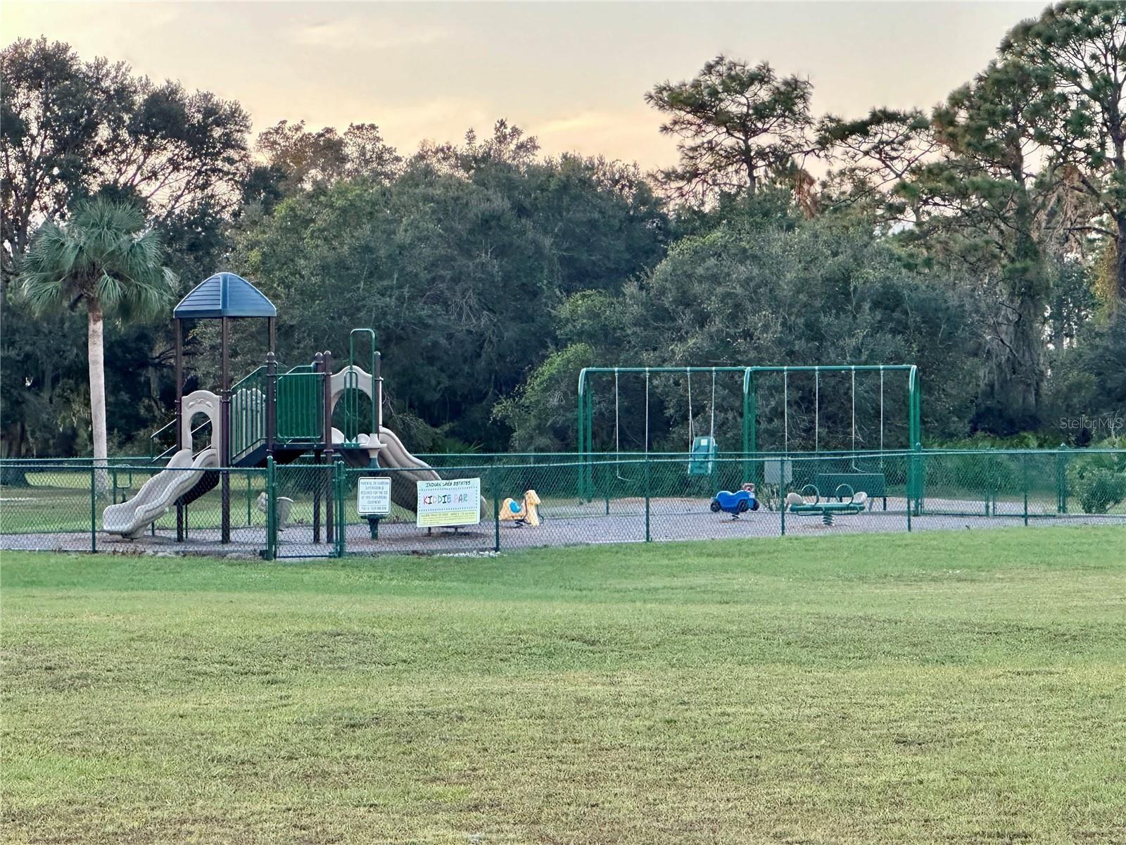 INDIAN LAKE ESTATES - Land