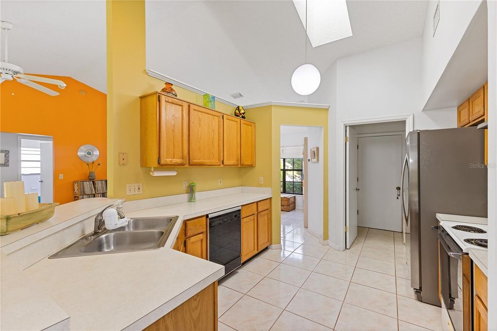 Photo of 11931 Ottawa Avenue, Orlando, FL 32837 (MLS # O6353880)