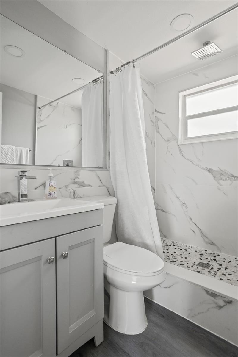 ROCKY CREEK ESTATES - Residential Income