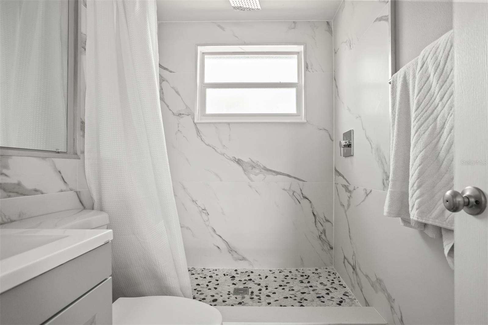 ROCKY CREEK ESTATES - Residential Income