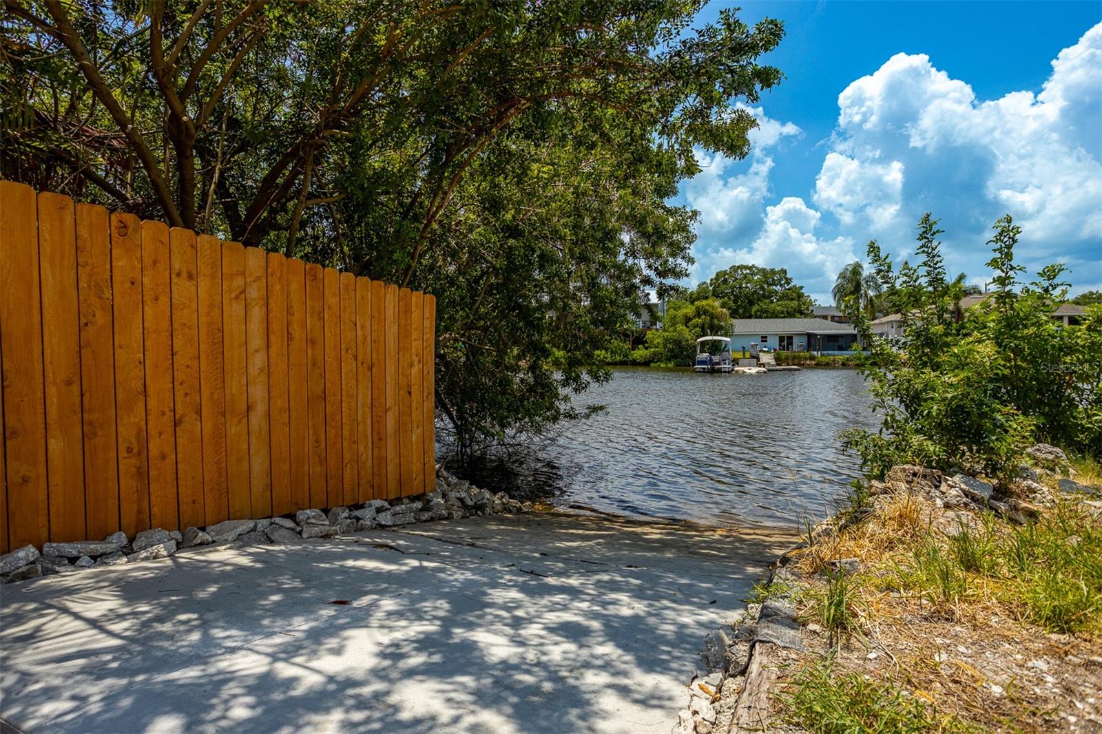 ROCKY CREEK ESTATES - Residential Income