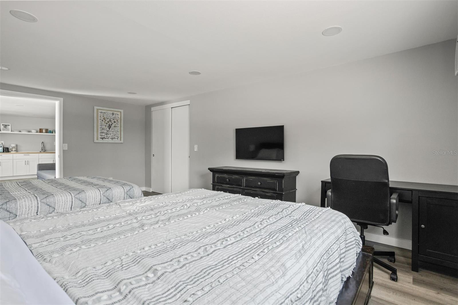 ROCKY CREEK ESTATES - Residential Income