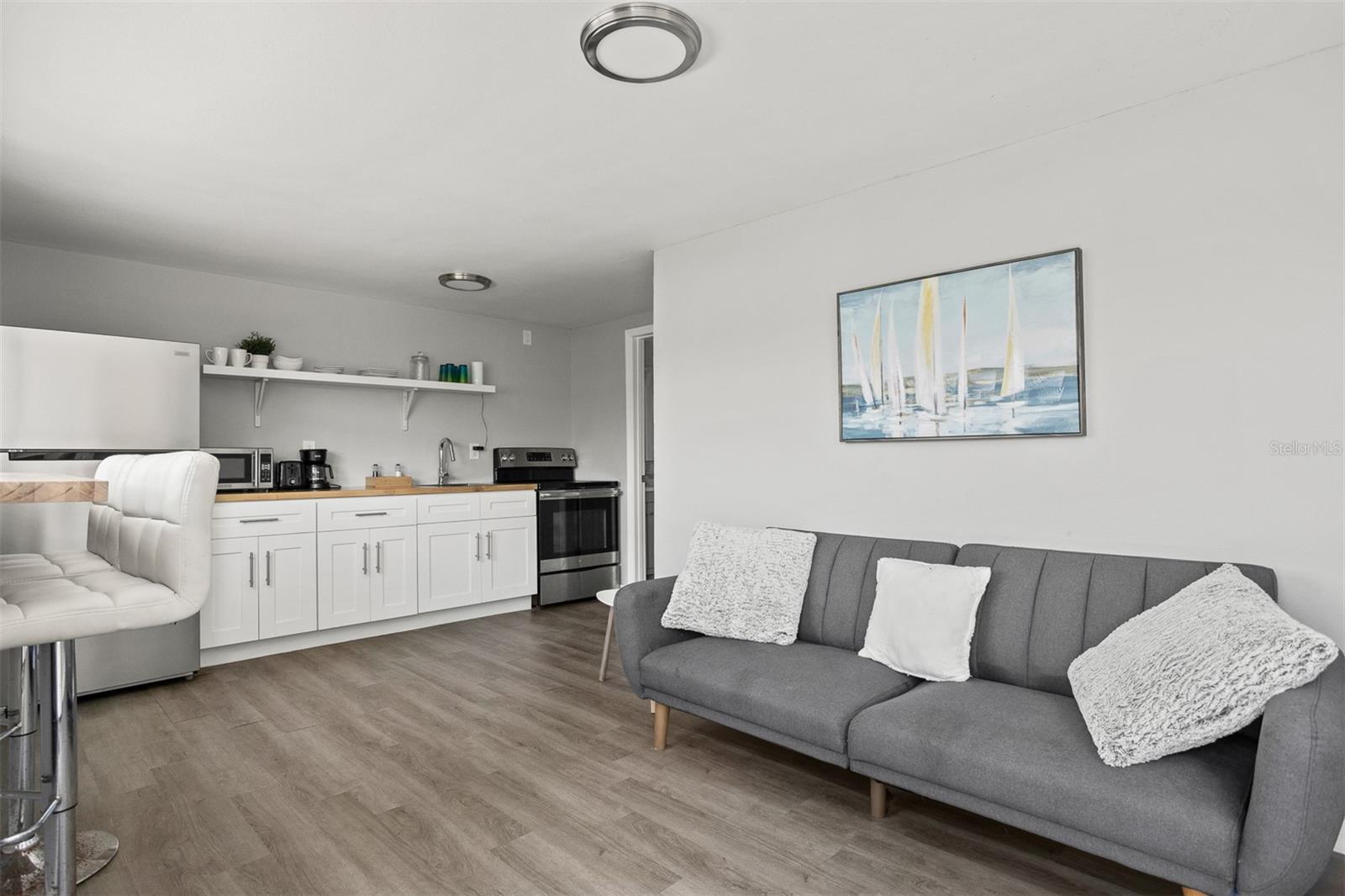 ROCKY CREEK ESTATES - Residential Income