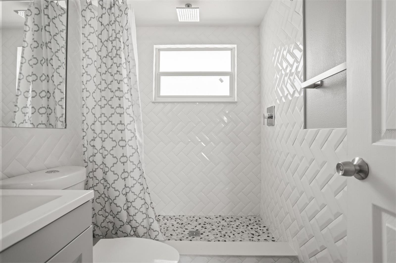 ROCKY CREEK ESTATES - Residential Income