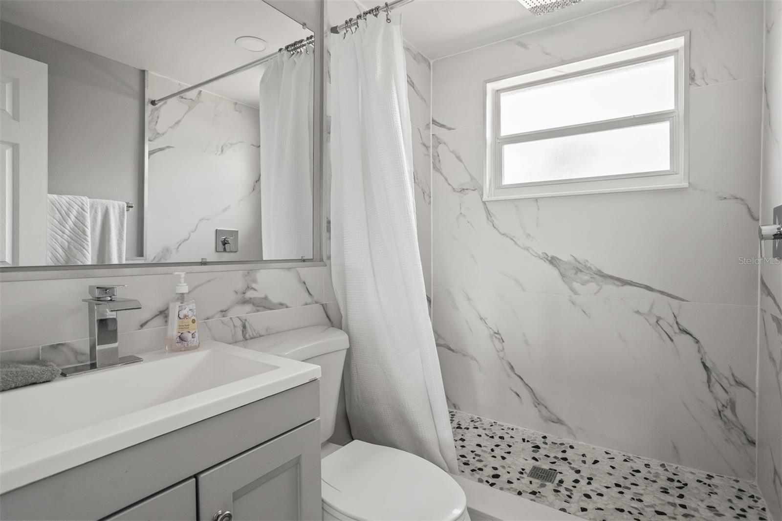 ROCKY CREEK ESTATES - Residential Income