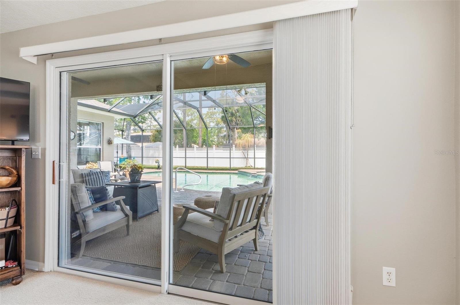 PINE LAKES - Residential