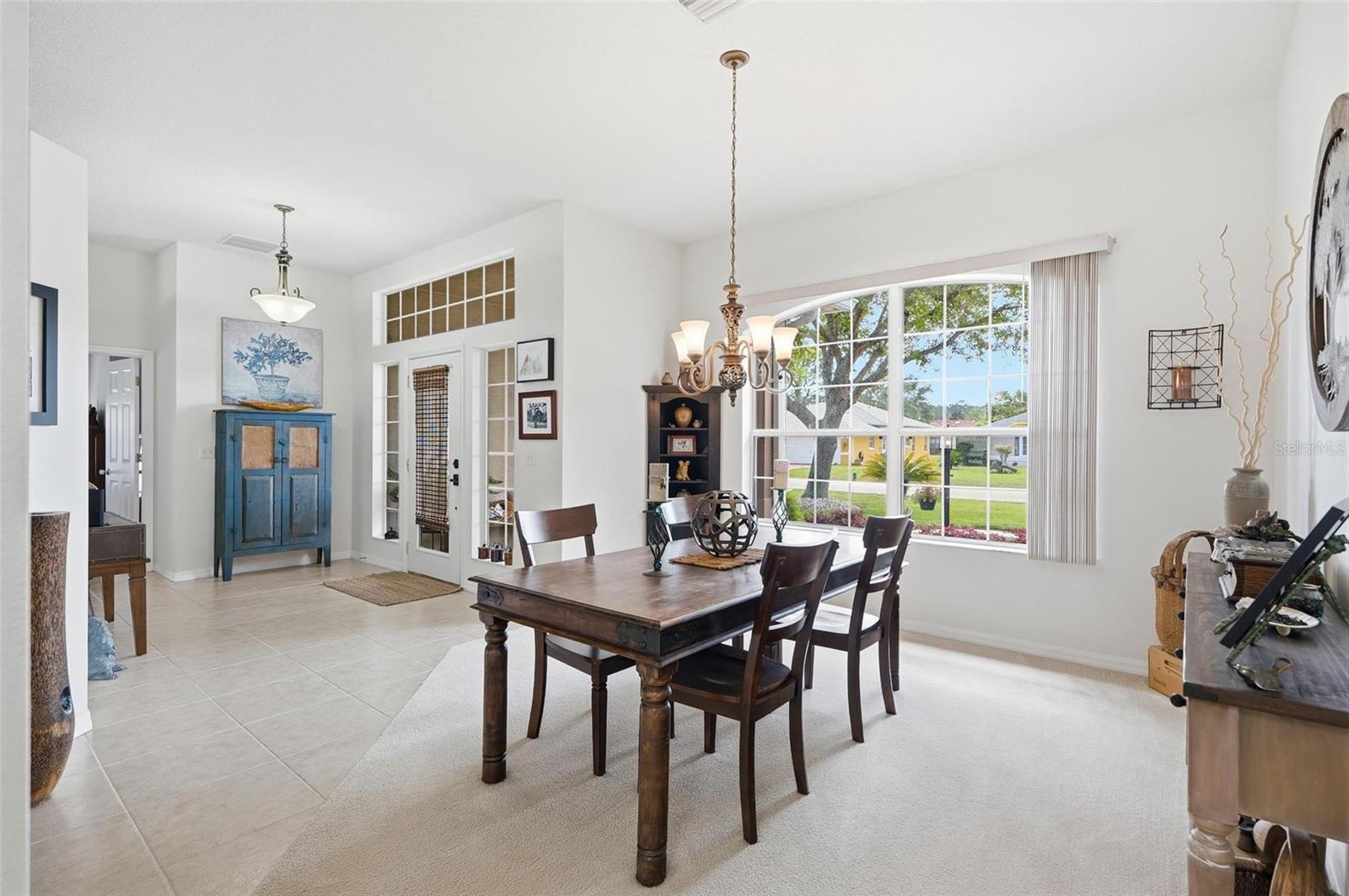 PINE LAKES - Residential