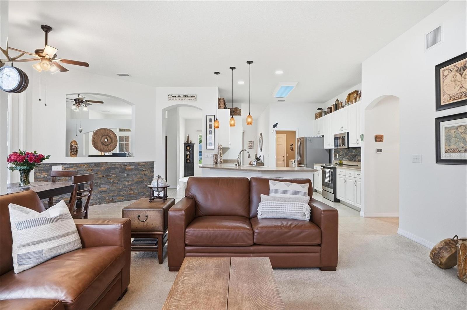 PINE LAKES - Residential