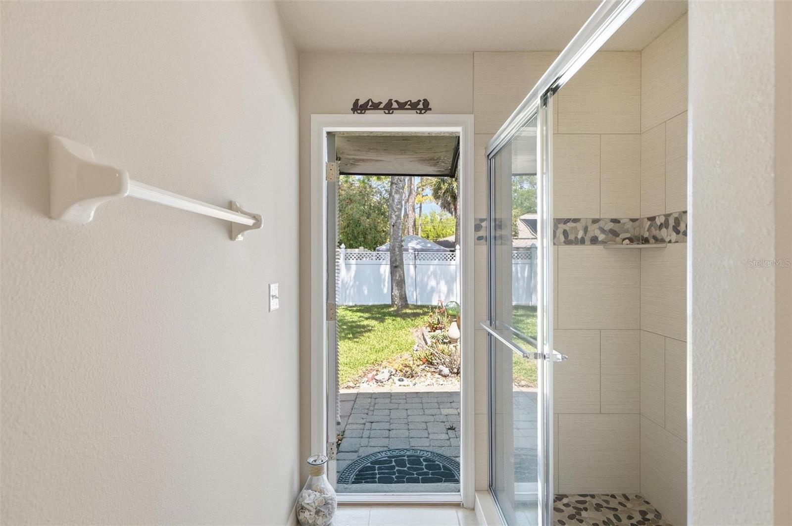 PINE LAKES - Residential