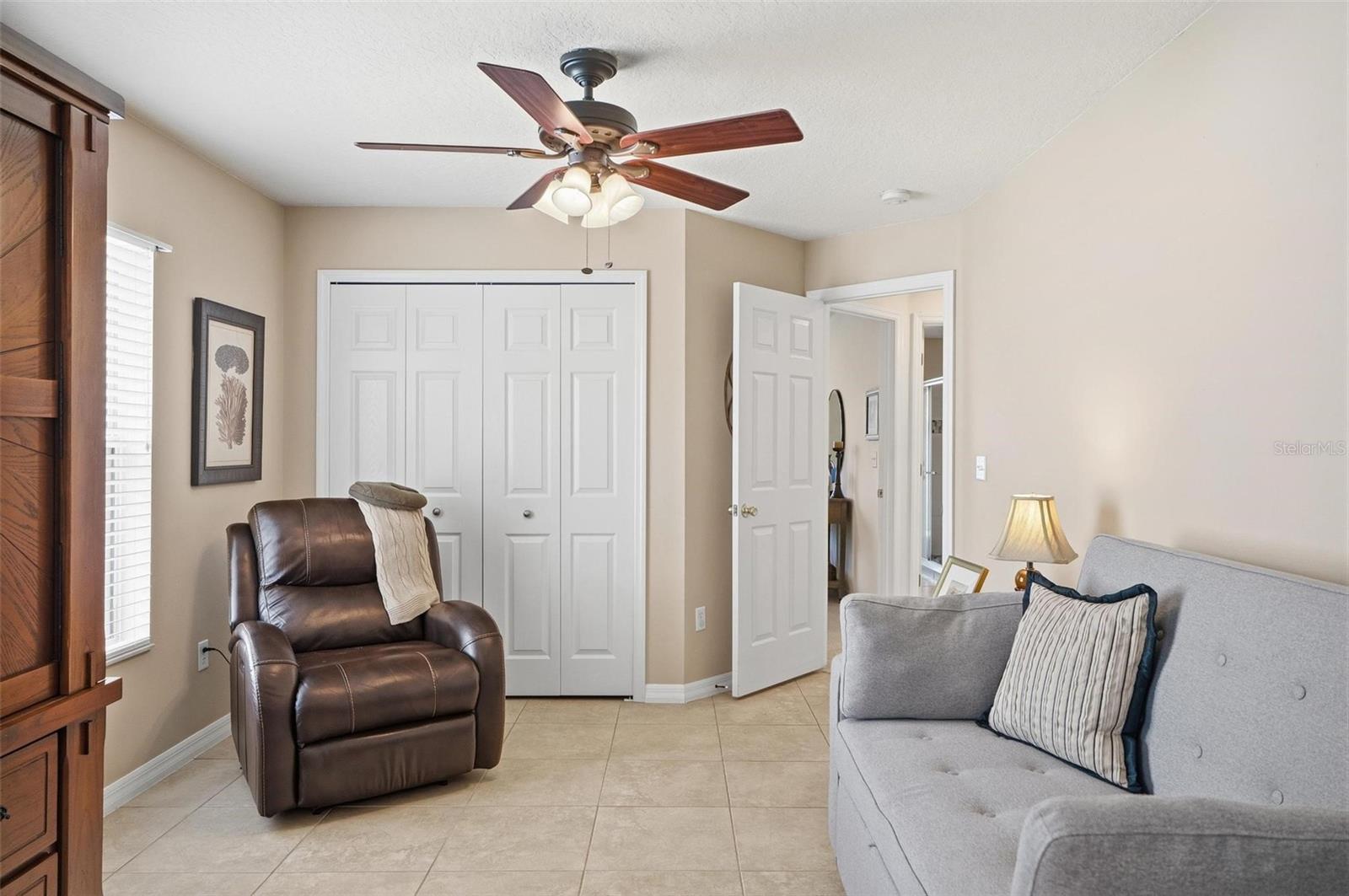 PINE LAKES - Residential