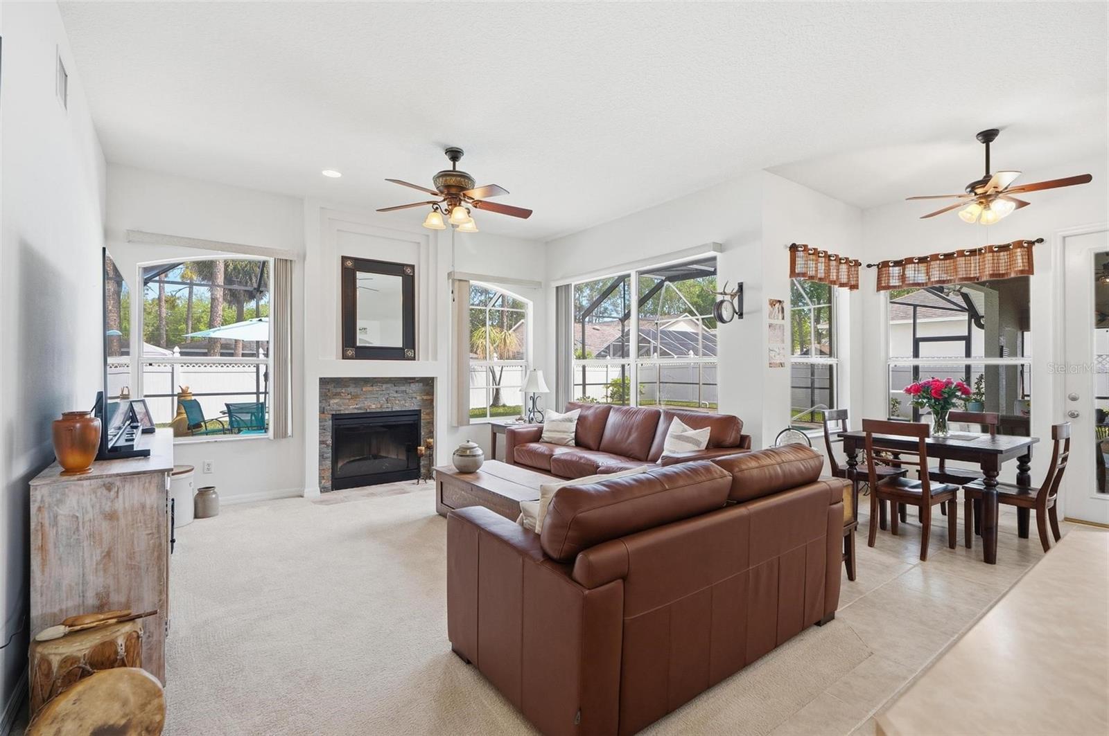 PINE LAKES - Residential