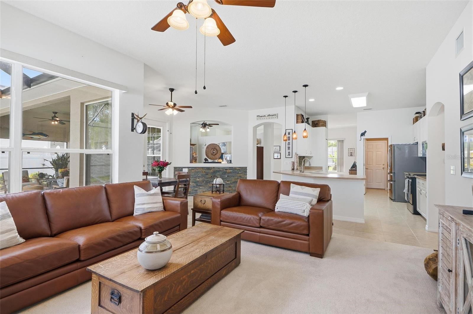 PINE LAKES - Residential