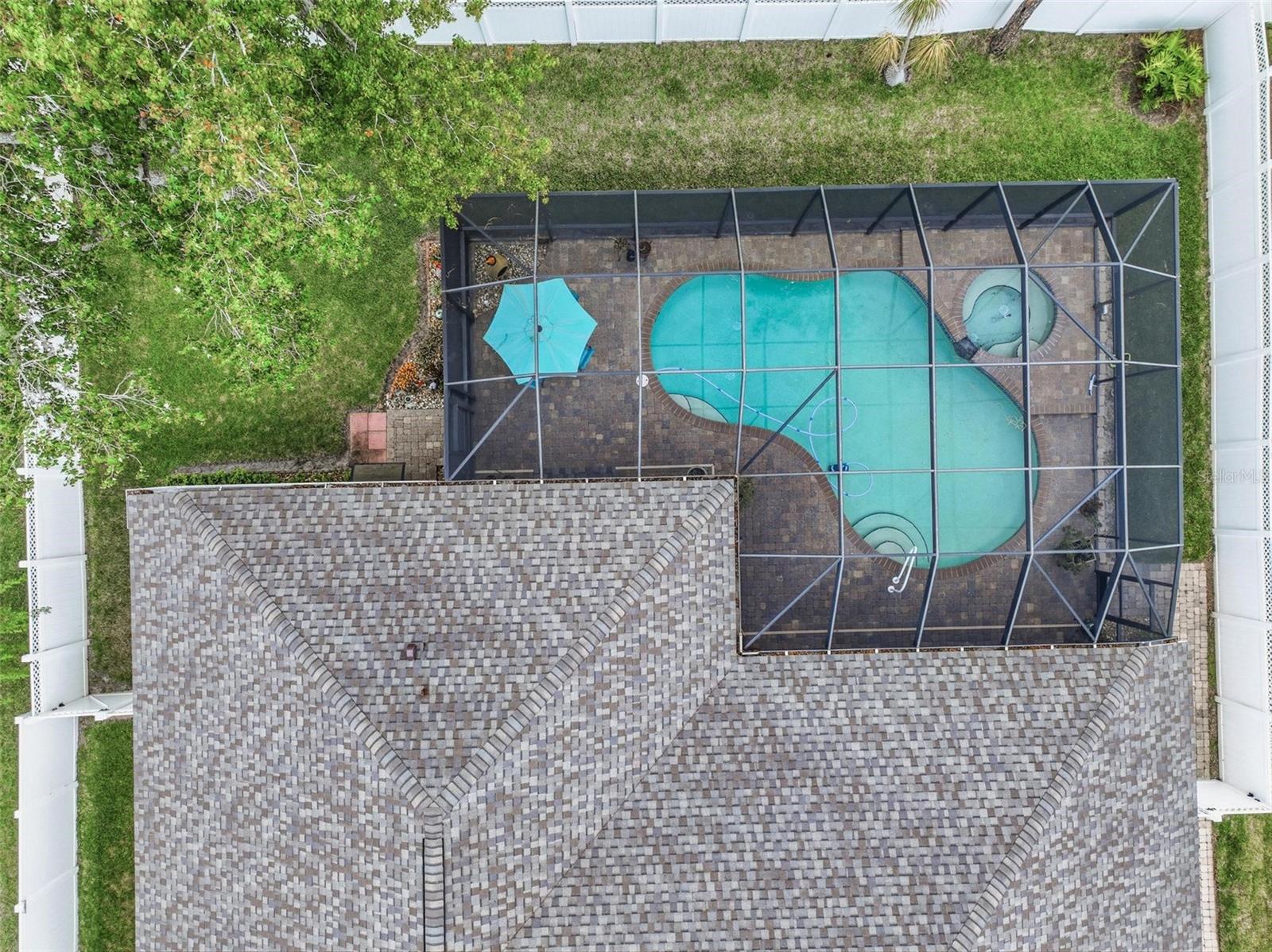 PINE LAKES - Residential