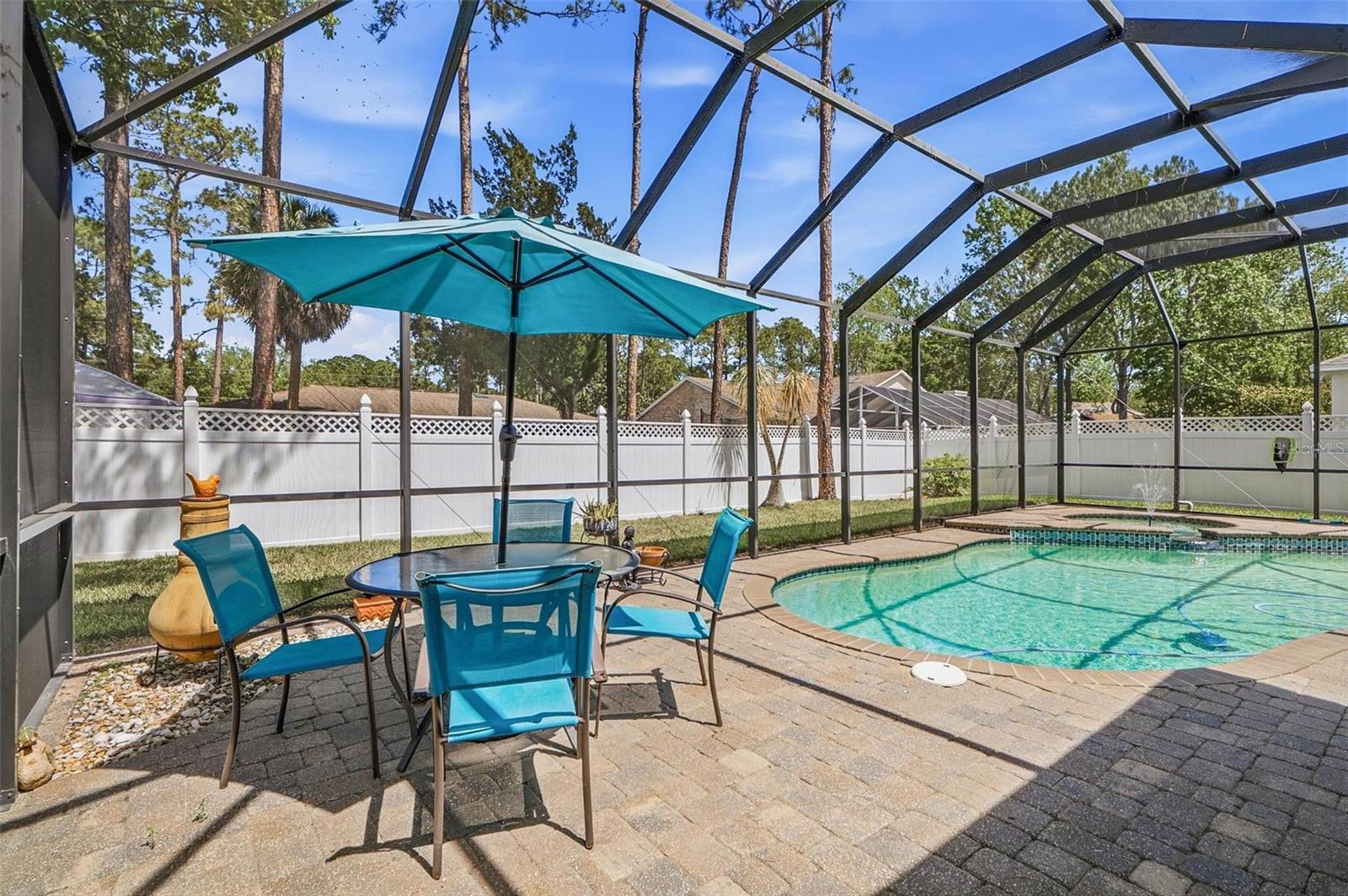 PINE LAKES - Residential