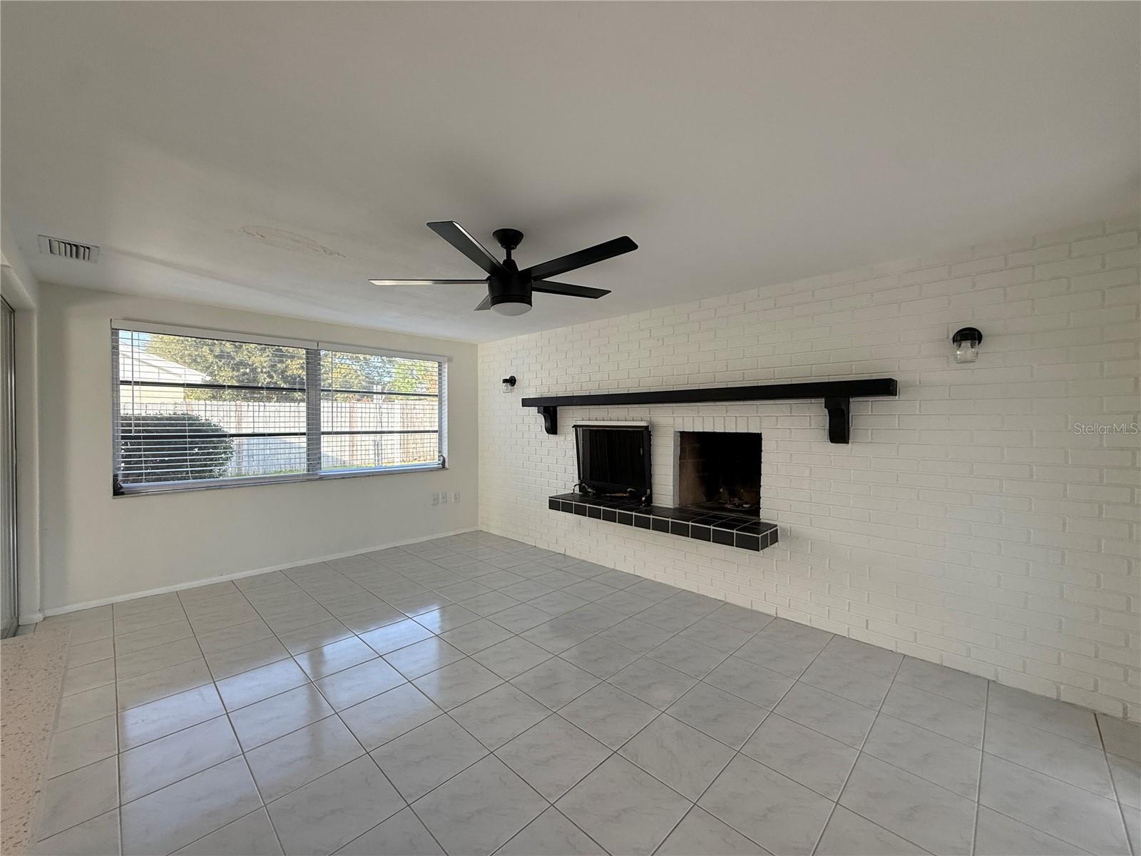 BEACON SQUARE - Residential