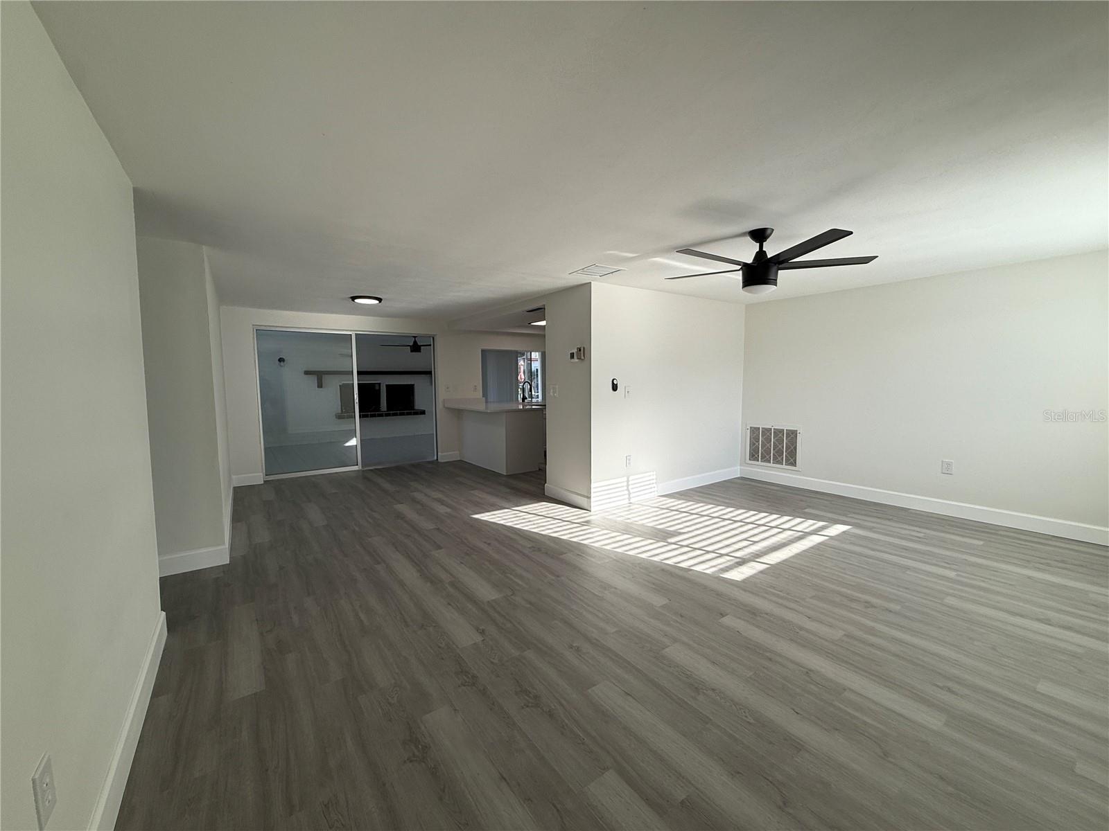 BEACON SQUARE - Residential