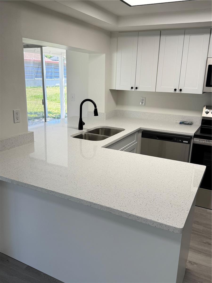 BEACON SQUARE - Residential