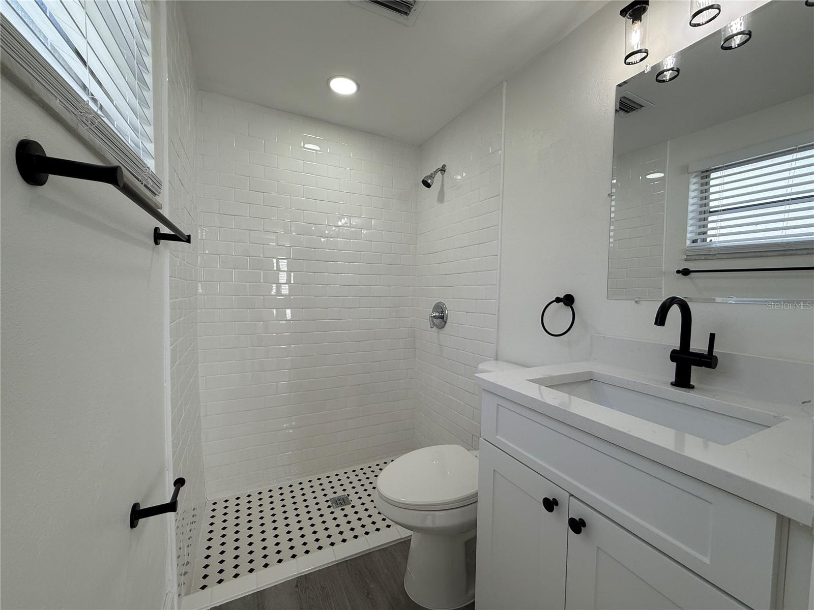 BEACON SQUARE - Residential