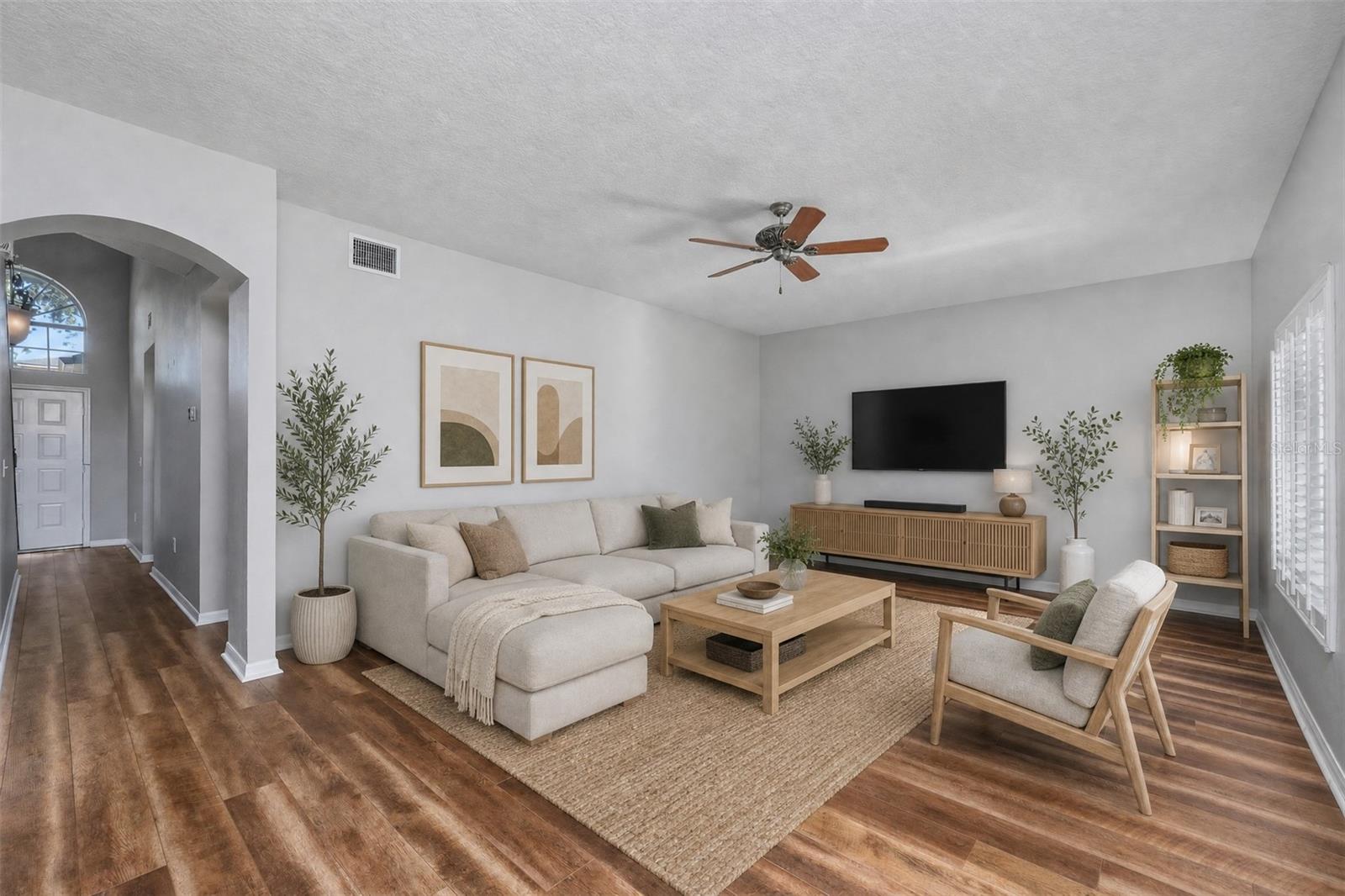 WINDSOR PARK AT THE EAGLES-FI - Residential