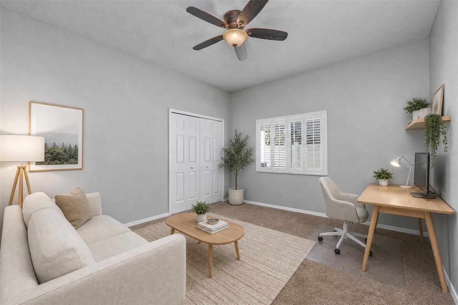 WINDSOR PARK AT THE EAGLES-FI - Residential