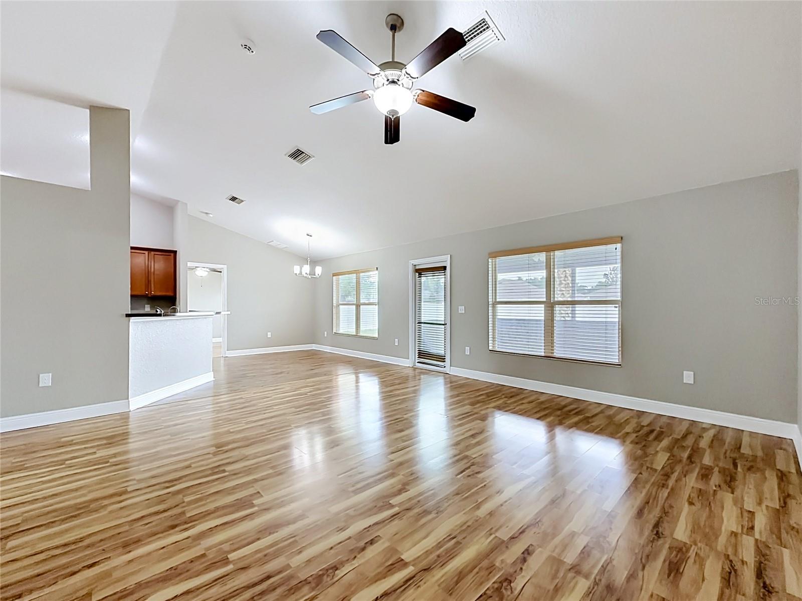 COBBLESTONE NORTH - Residential