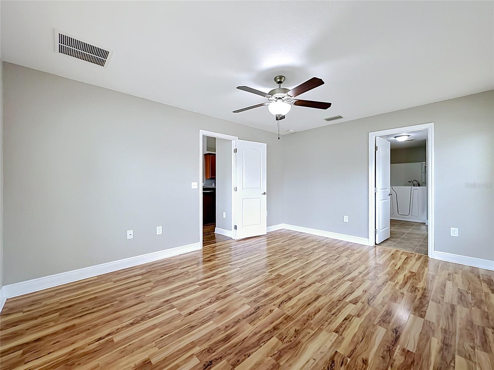 COBBLESTONE NORTH - Residential