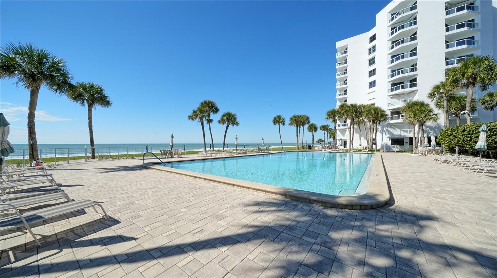 PRIVATEER SOUTH - Residential