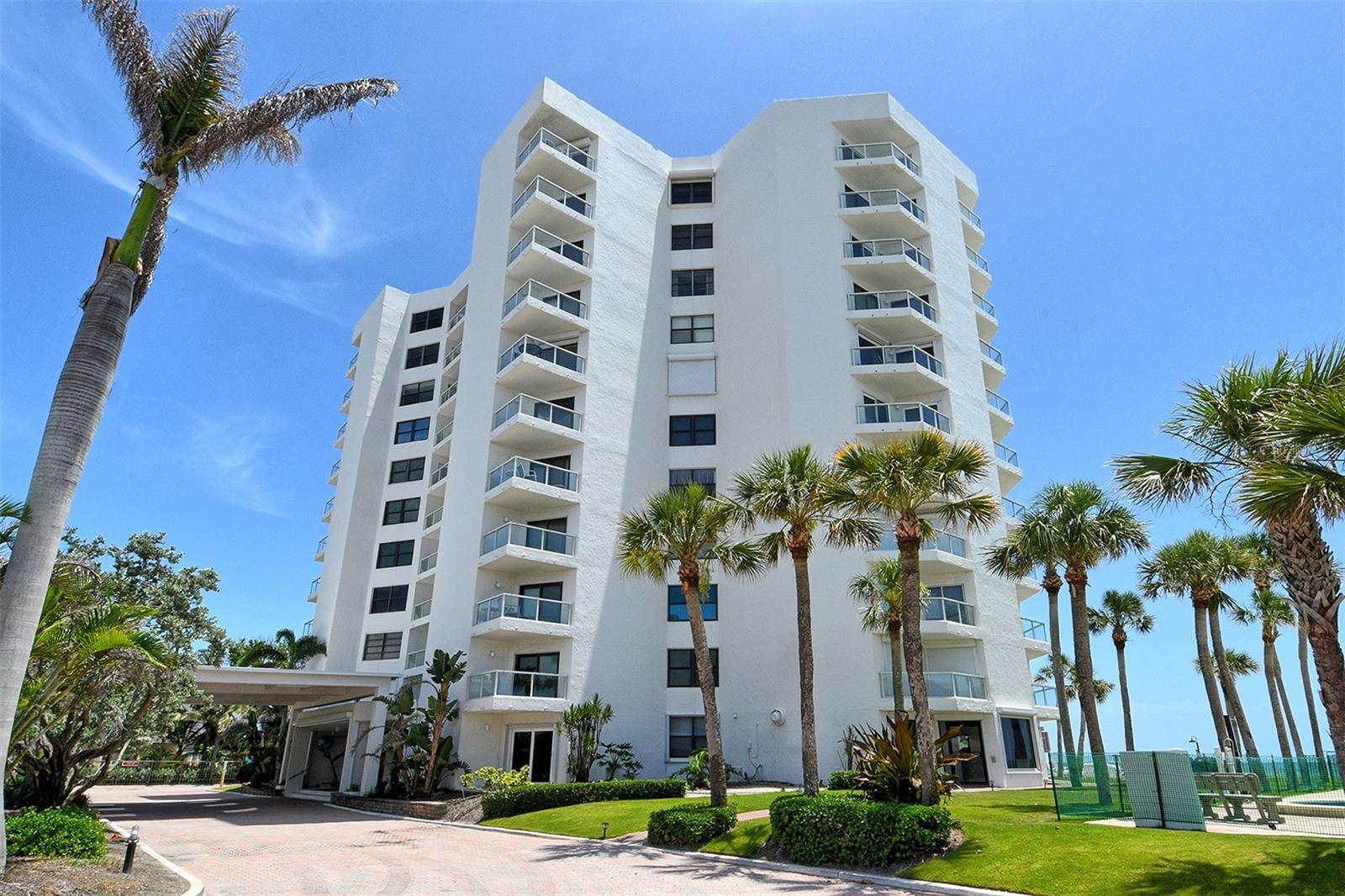 1000 LONGBOAT CLUB ROAD 304