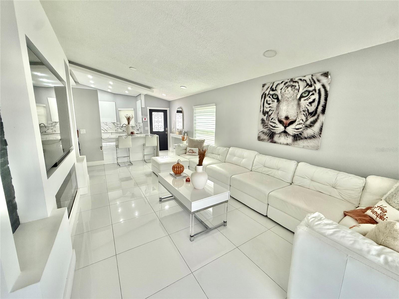 CANOE CREEK ESTATES - Residential