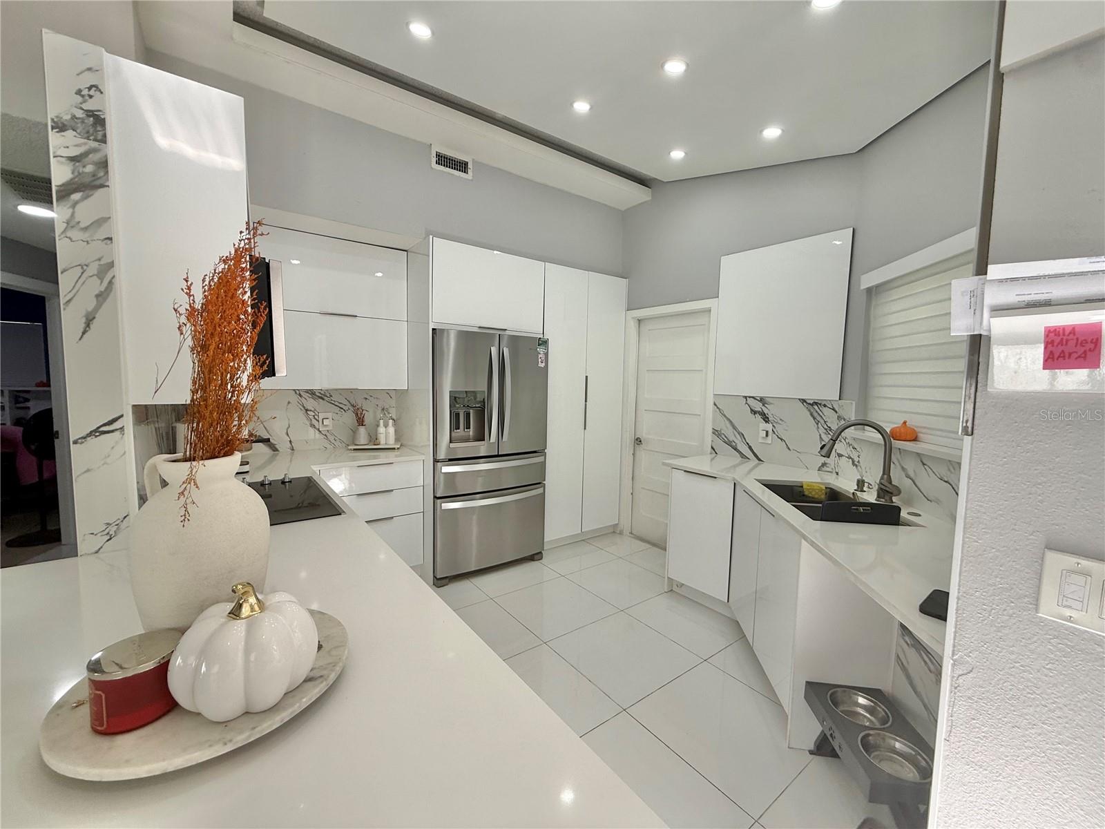 CANOE CREEK ESTATES - Residential