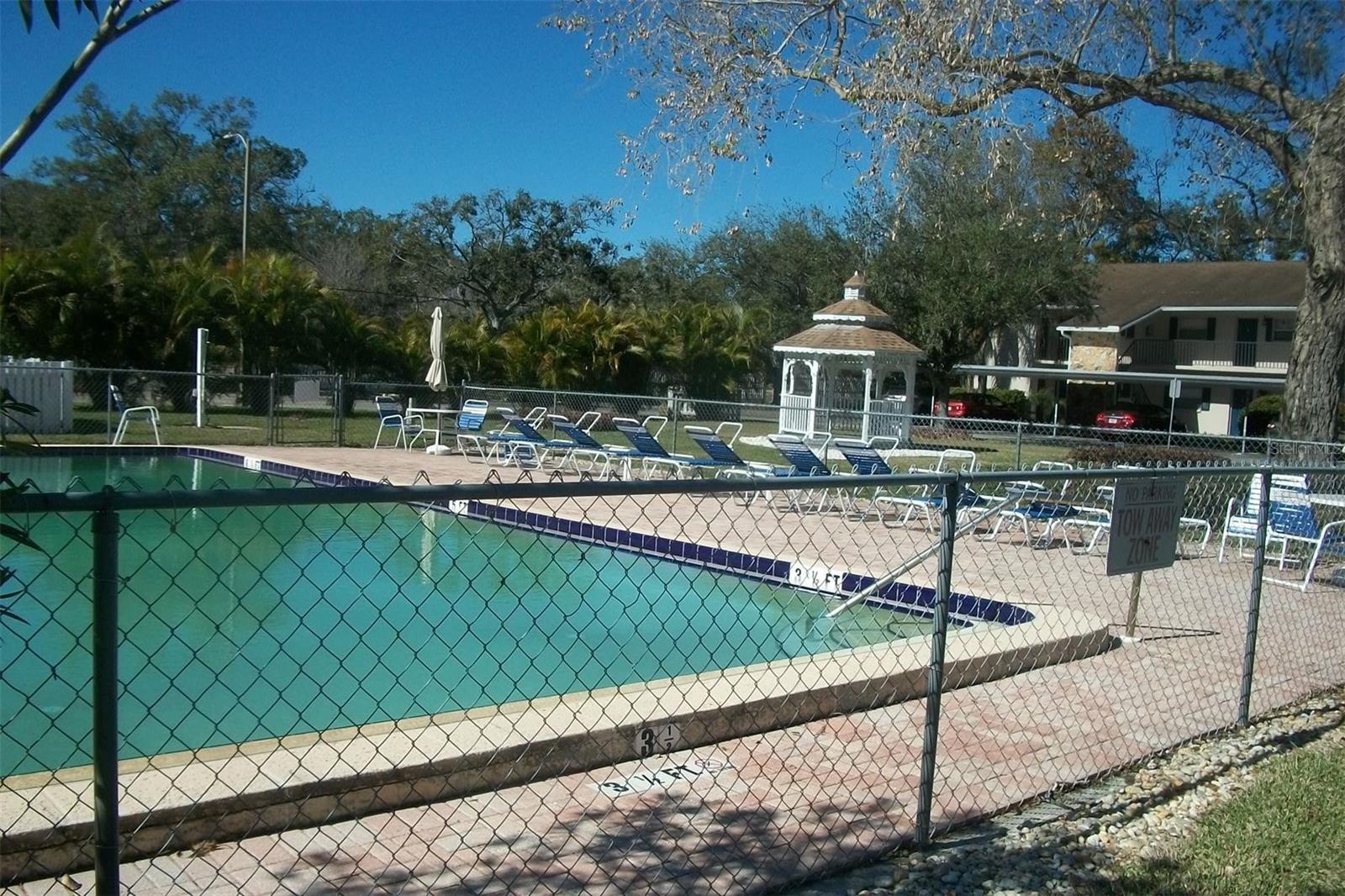 SEMINOLE OAKS APTS CONDO - Residential