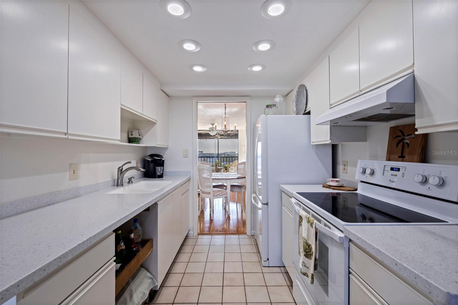 PASADENA COVE CONDO - Residential