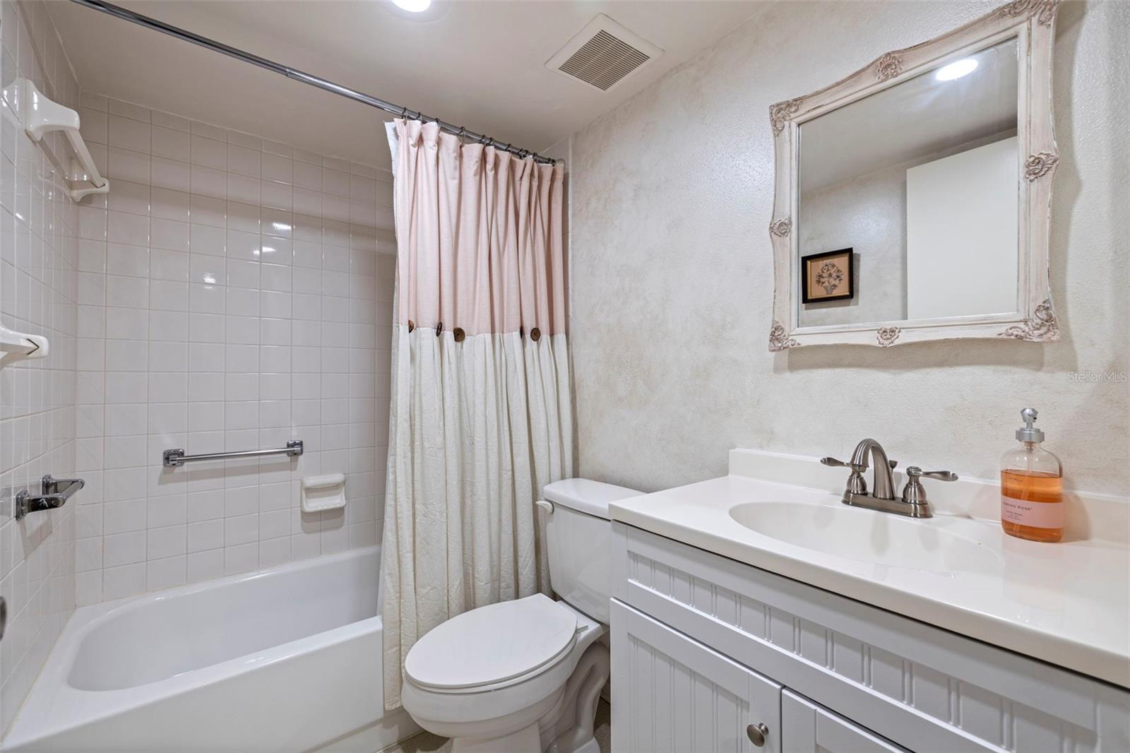 PASADENA COVE CONDO - Residential