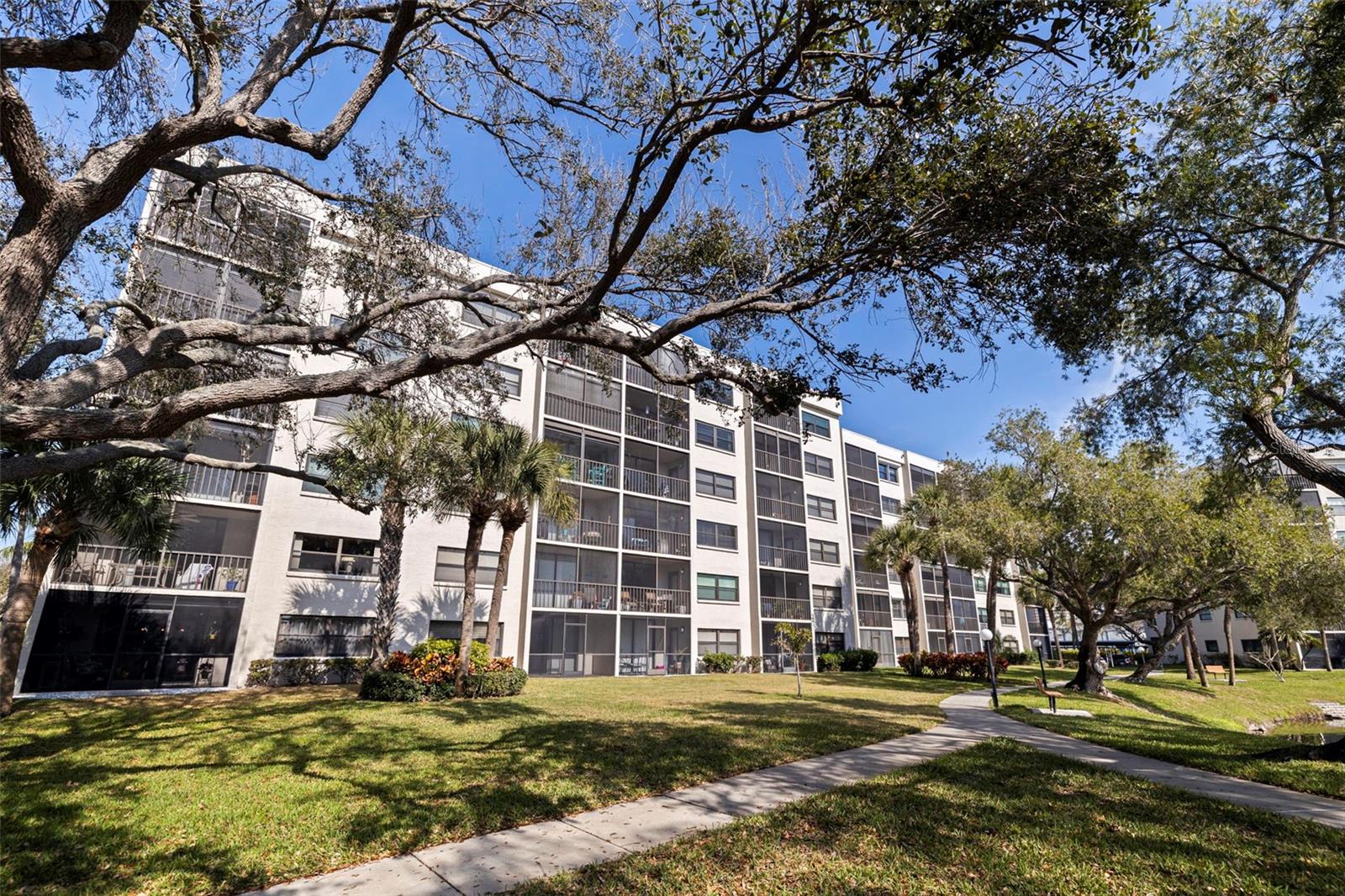 PASADENA COVE CONDO - Residential