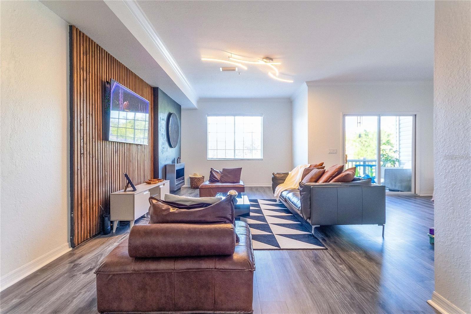 RIVERBAY TWNHMS PH THREE - Residential Lease