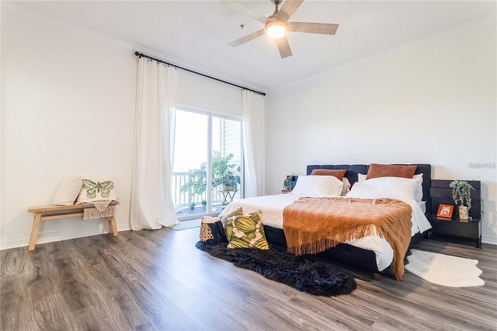 RIVERBAY TWNHMS PH THREE - Residential Lease