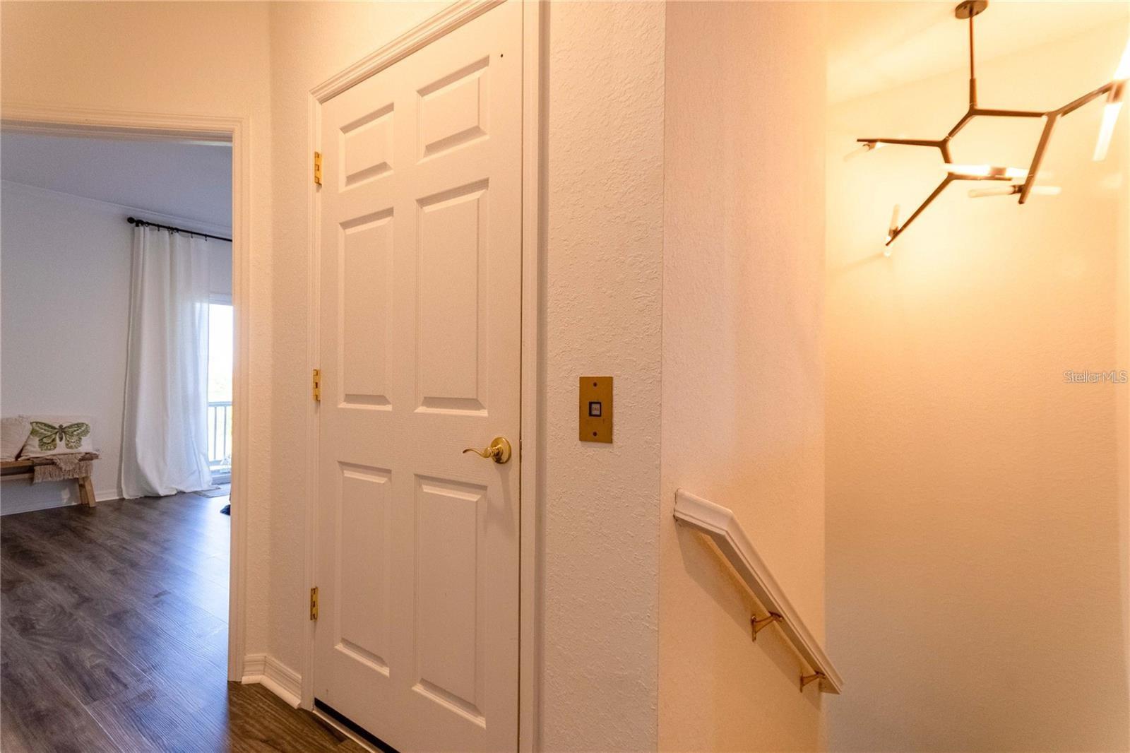 RIVERBAY TWNHMS PH THREE - Residential Lease