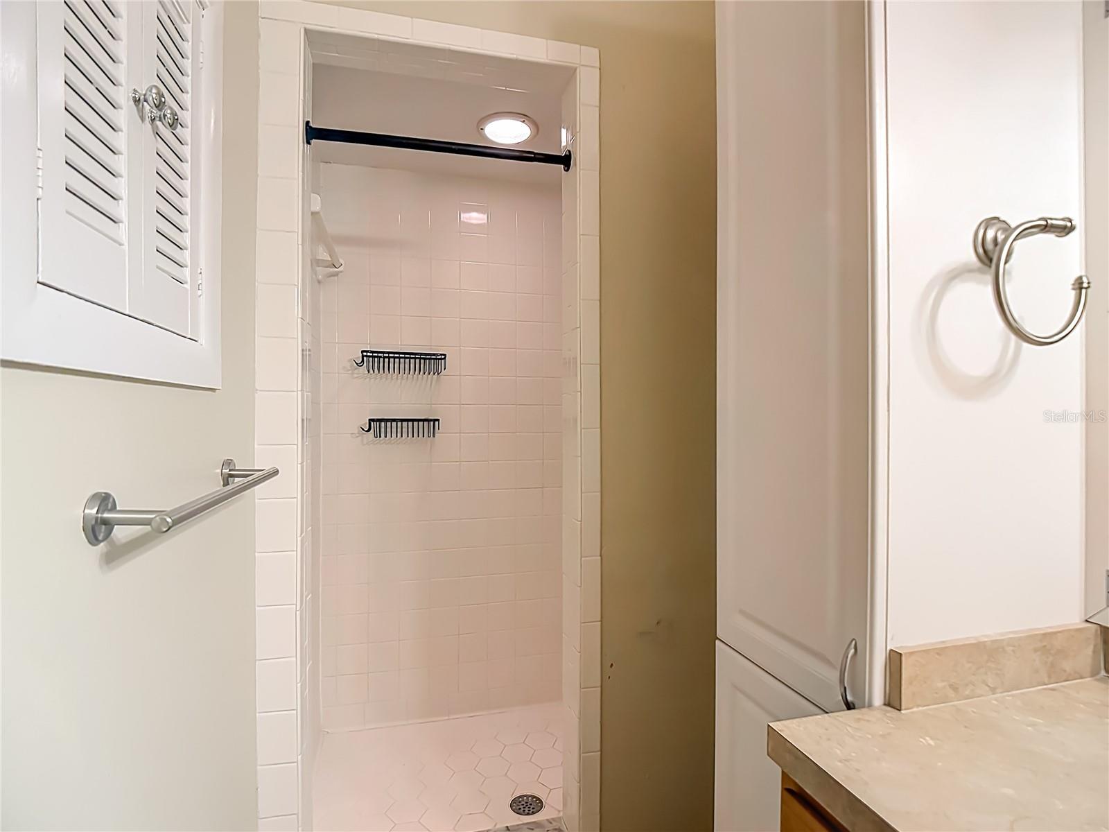 WILLIAMSBURG ESTATES - Residential