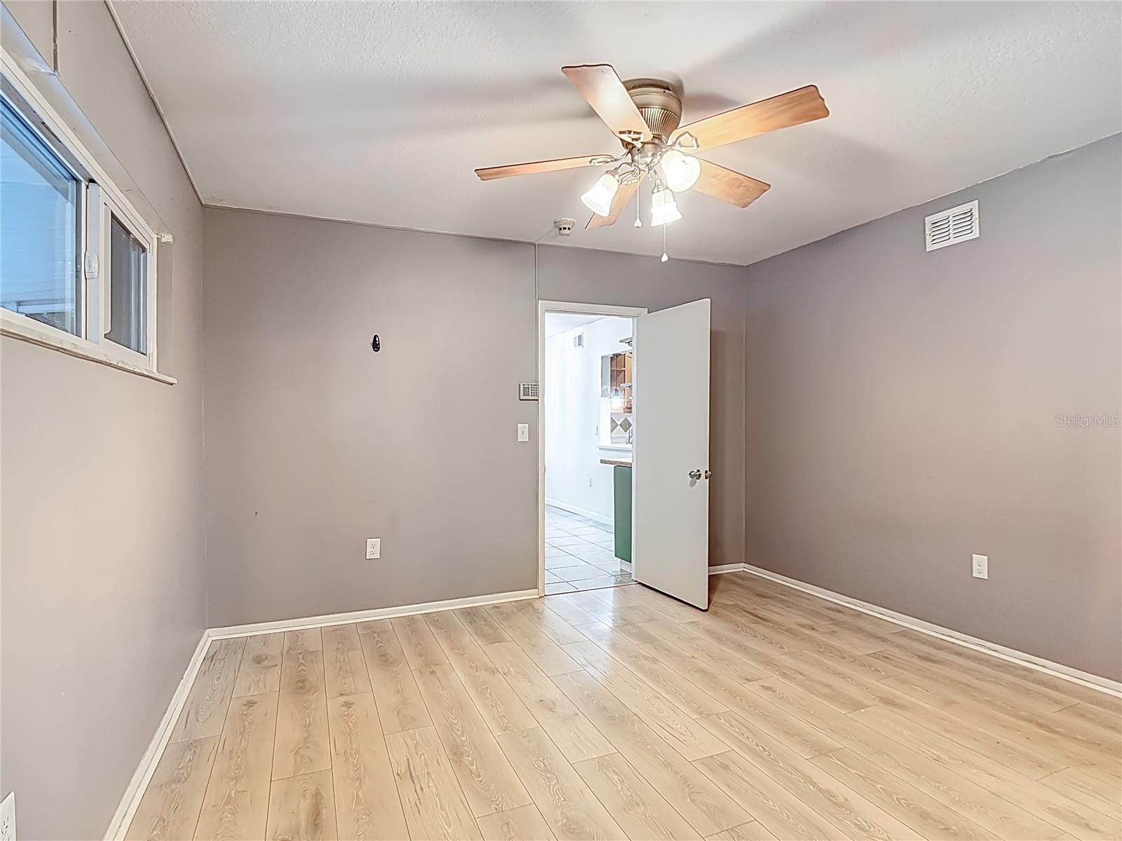 WILLIAMSBURG ESTATES - Residential