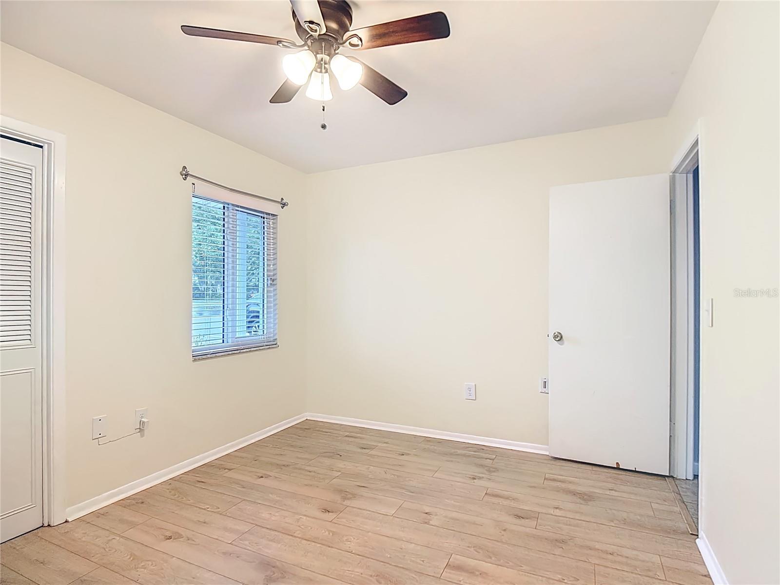 WILLIAMSBURG ESTATES - Residential