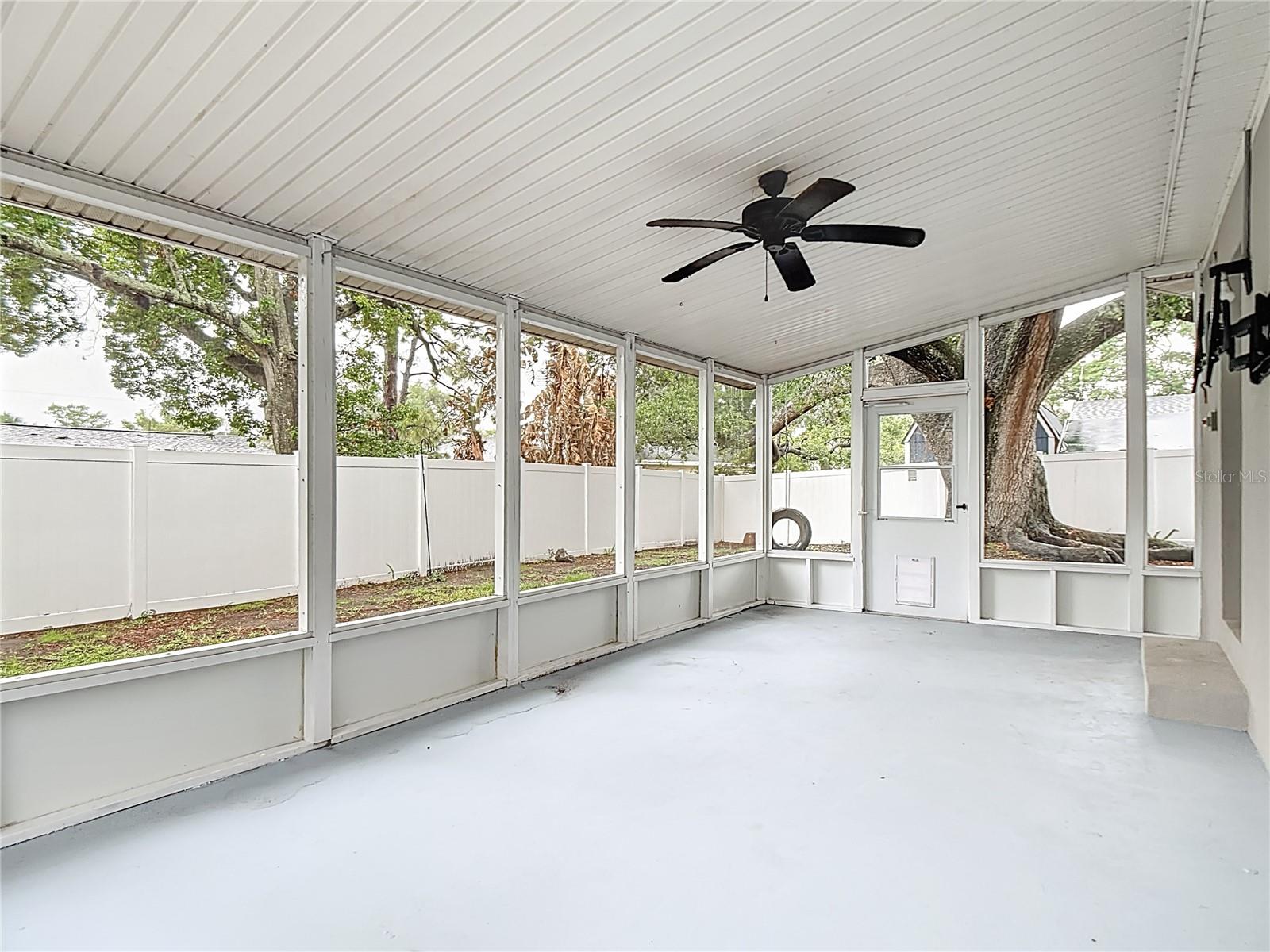 WILLIAMSBURG ESTATES - Residential