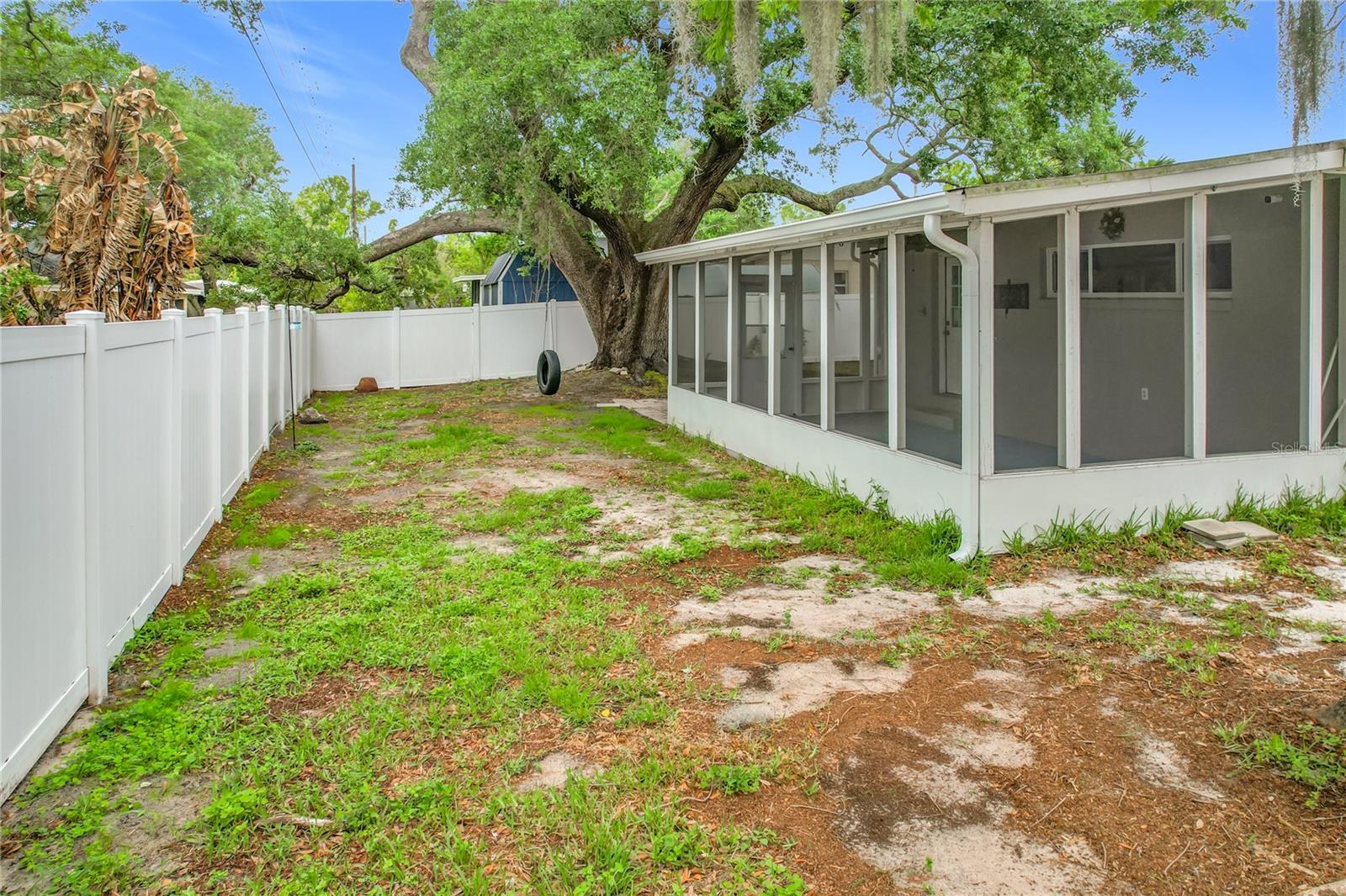 WILLIAMSBURG ESTATES - Residential