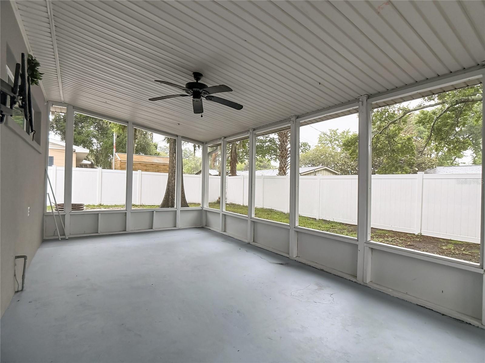 WILLIAMSBURG ESTATES - Residential