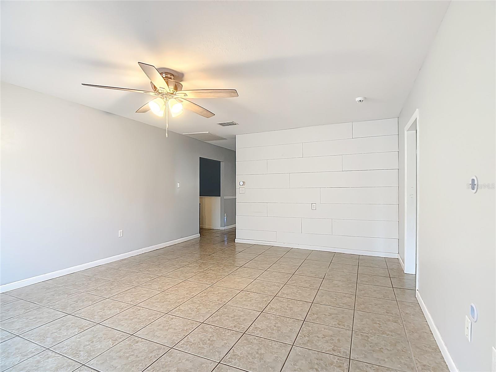 WILLIAMSBURG ESTATES - Residential