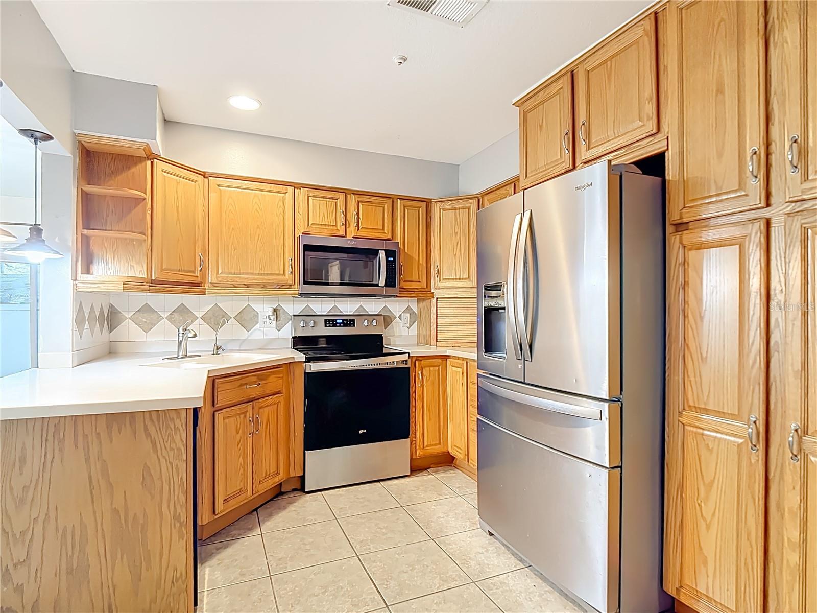 WILLIAMSBURG ESTATES - Residential