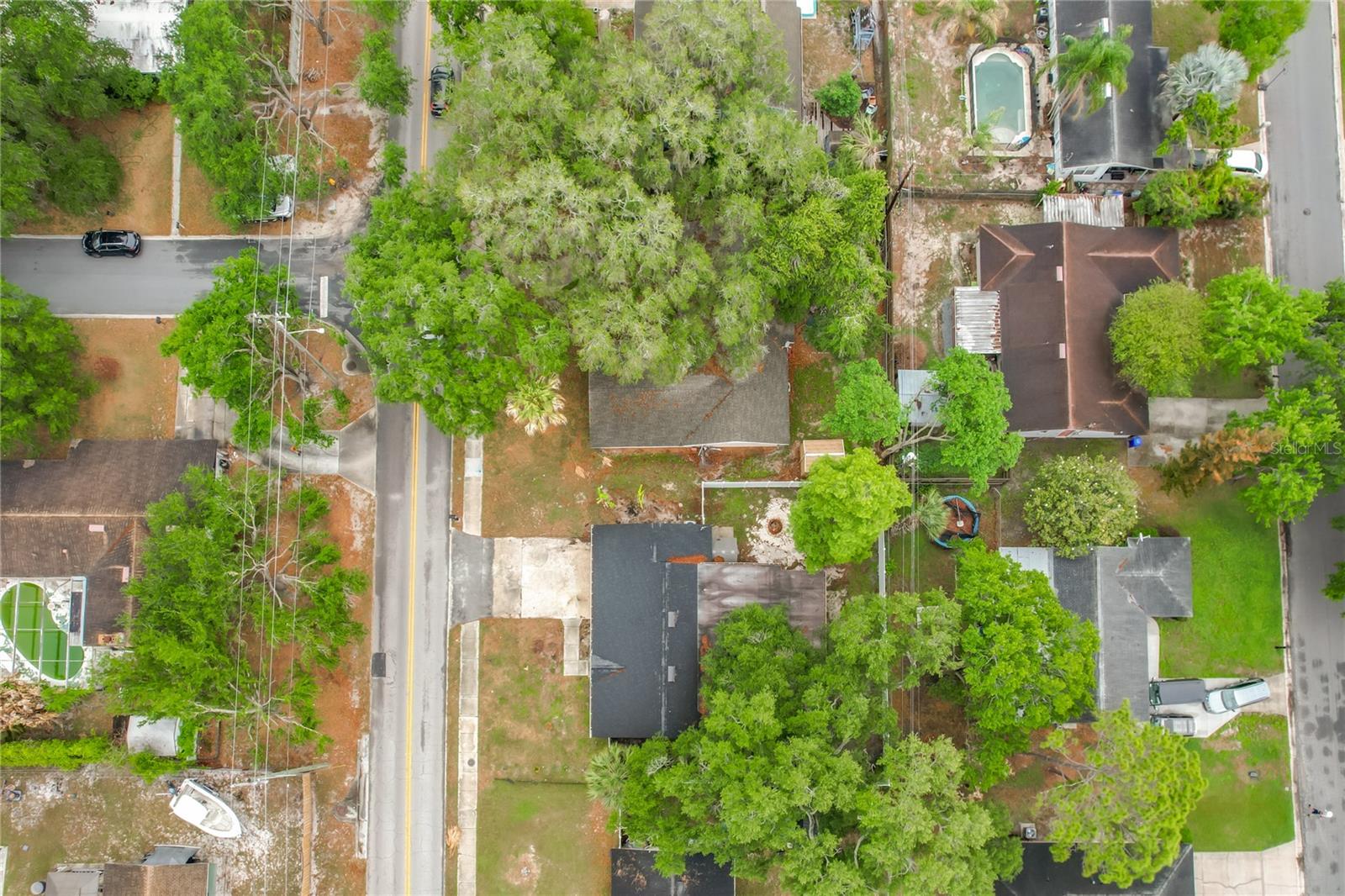 WILLIAMSBURG ESTATES - Residential